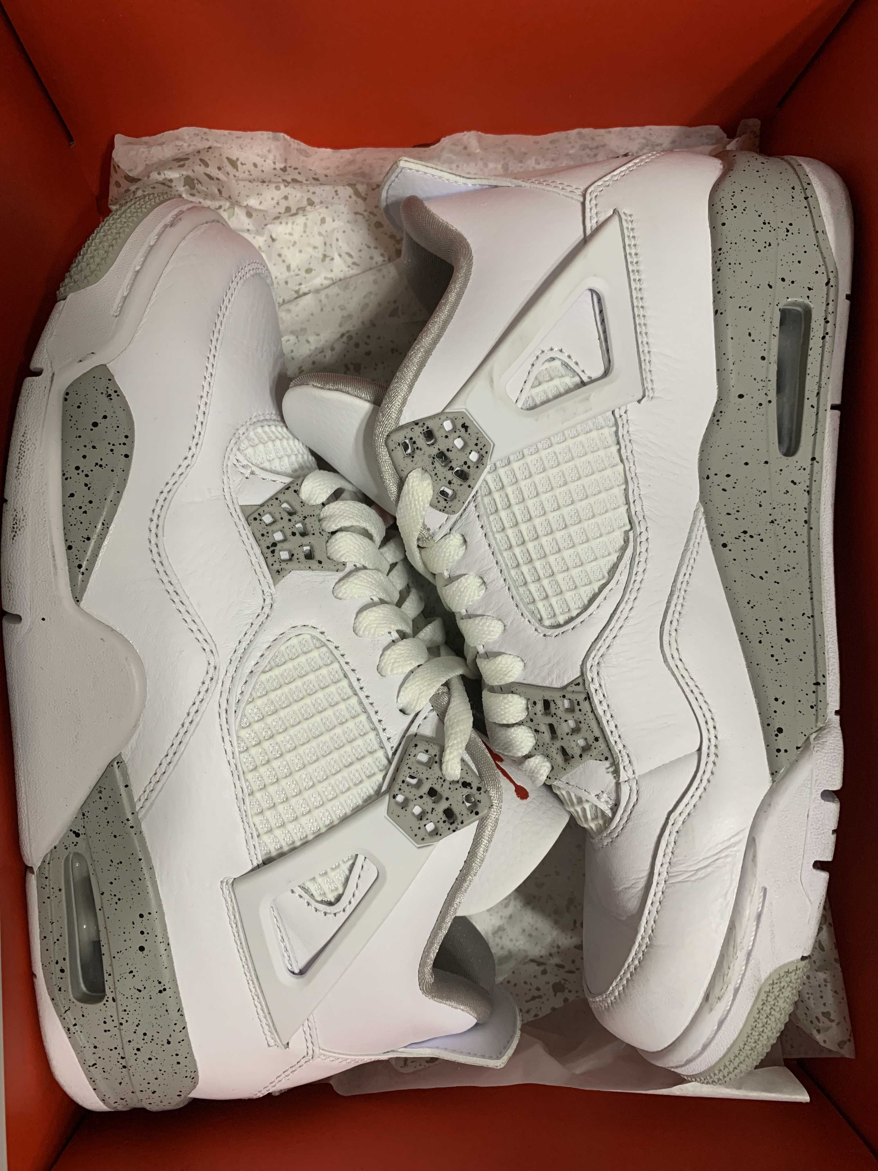 Nike Air Jordan 4 "Tech White"  