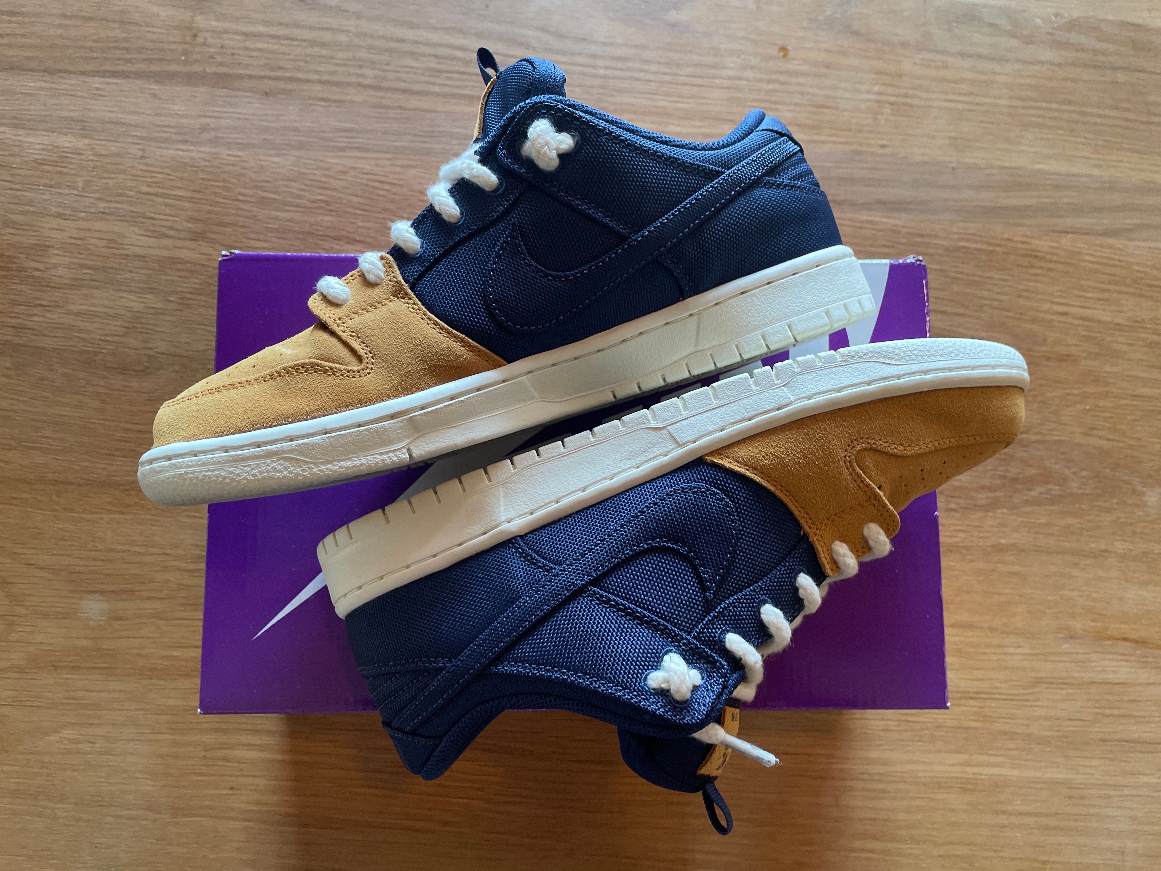 Nike SB Dunk Low "Desert Ochre and Midnight Navy"