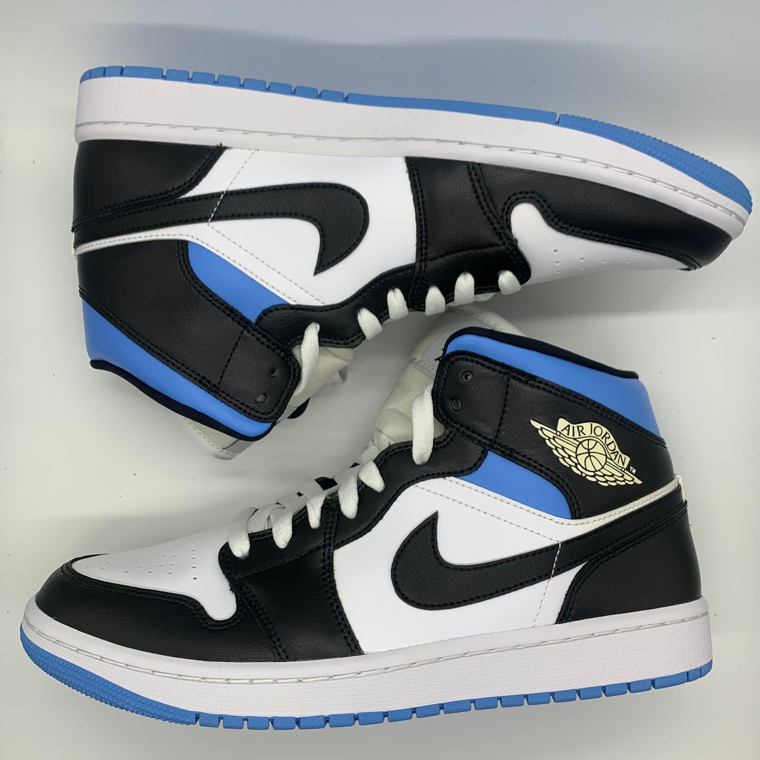 Nike Women's Air Jordan 1 Mid "Black/University Blue"