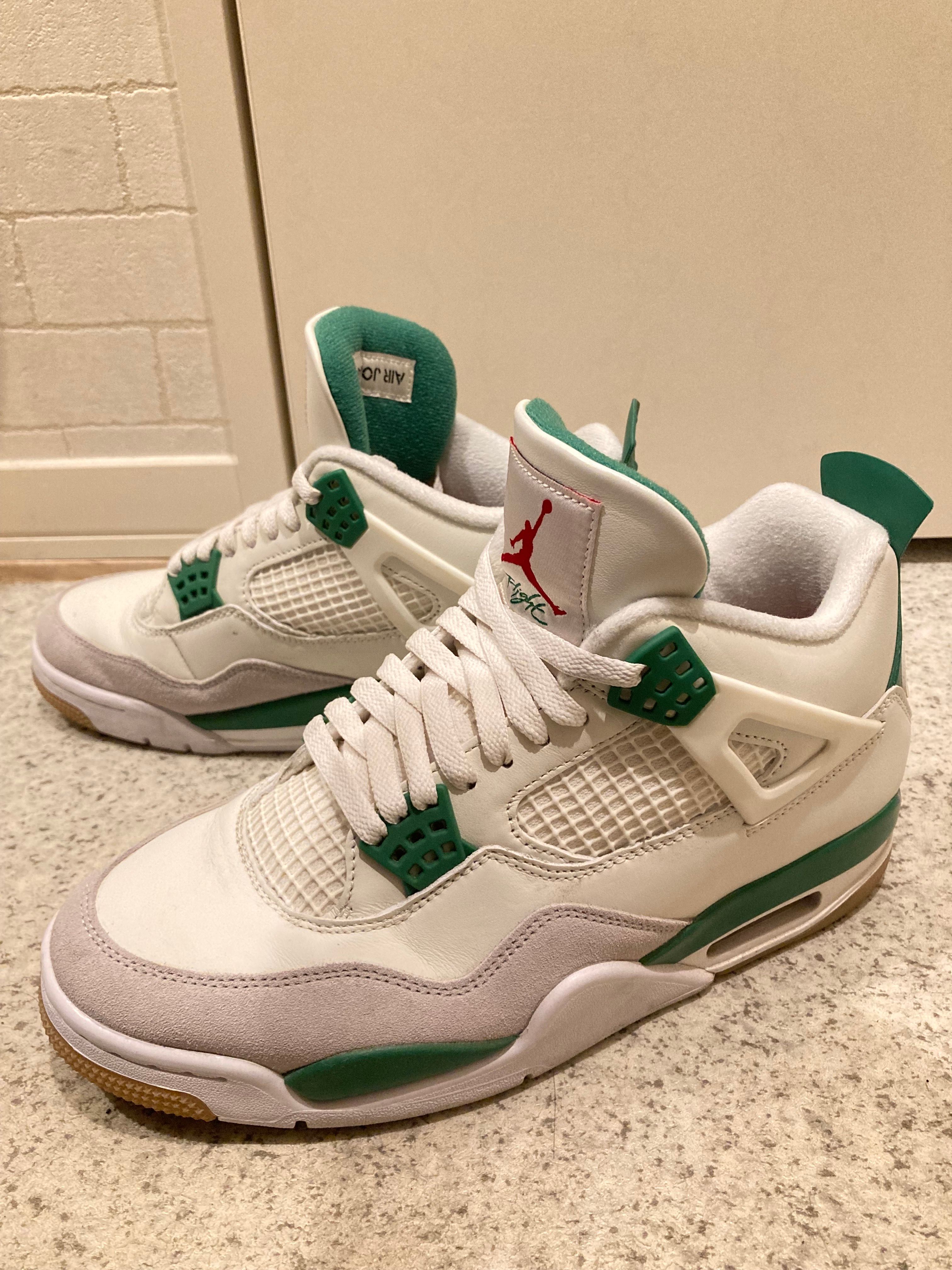 Nike SB × Air Jordan 4 Retro SP "Pine Green"