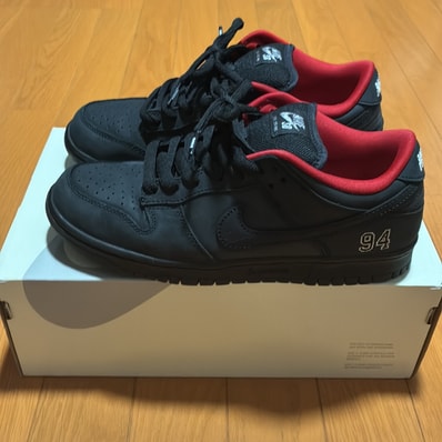 Supreme × Nike SB Dunk Low "Black" (25FW Week2)
