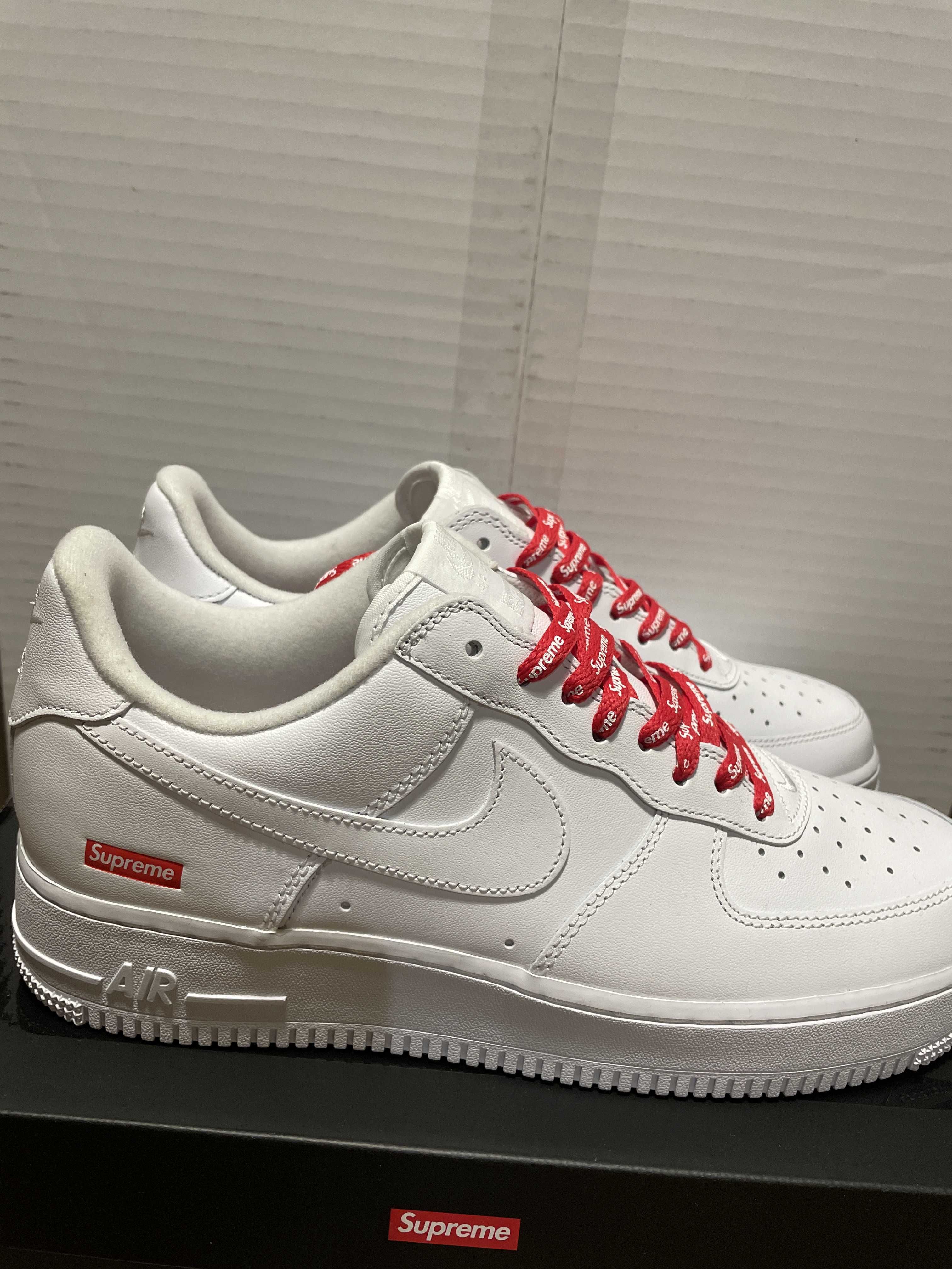Supreme × Nike Air Force 1 Low "White"