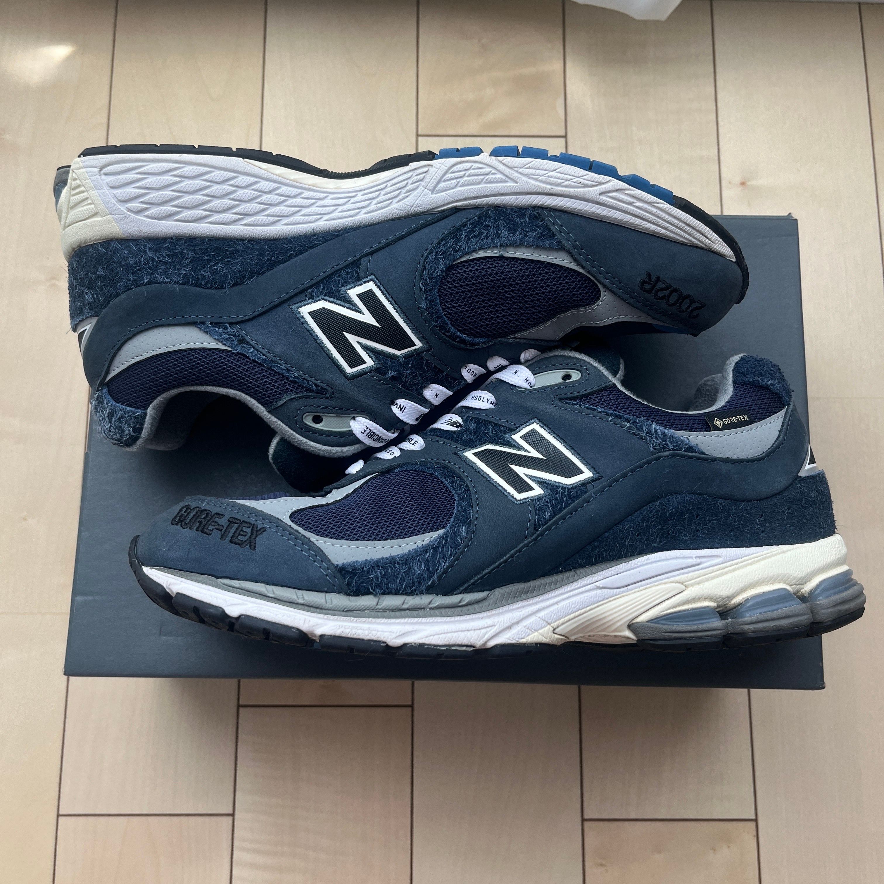 N.HOLLYWOOD × INVINCIBLE × New Balance 2002R GORE-TEX "Navy"