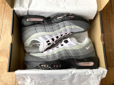 Nike Air Max 95 "Gunsmoke/Pink Foam"