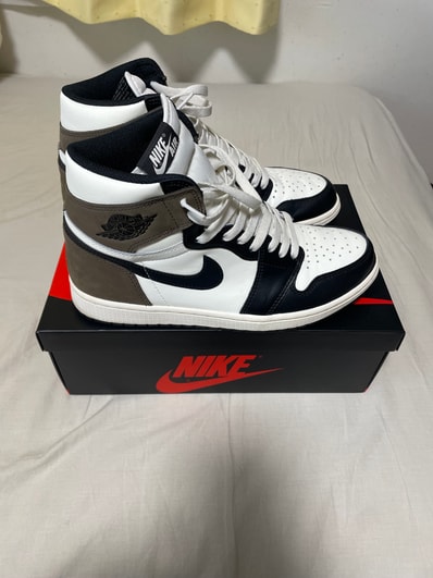 Nike Air Jordan 1 High OG "Sail/Dark Mocha/Black"