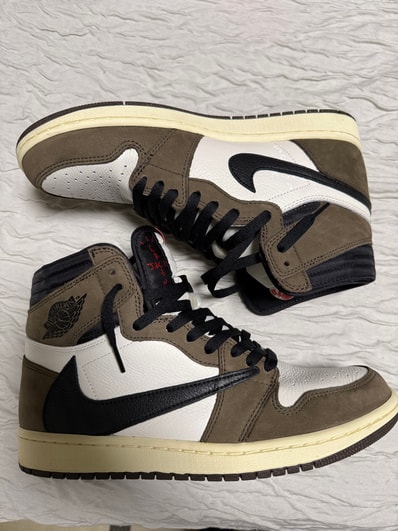 Travis Scott × Nike Air Jordan 1 Retro High OG TS SP "Sail/Dark Mocha"