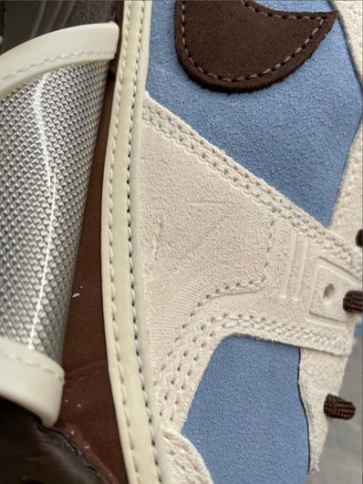 Travis Scott × Nike Zoom Field Jaxx "Pale Ivory and Leche Blue"