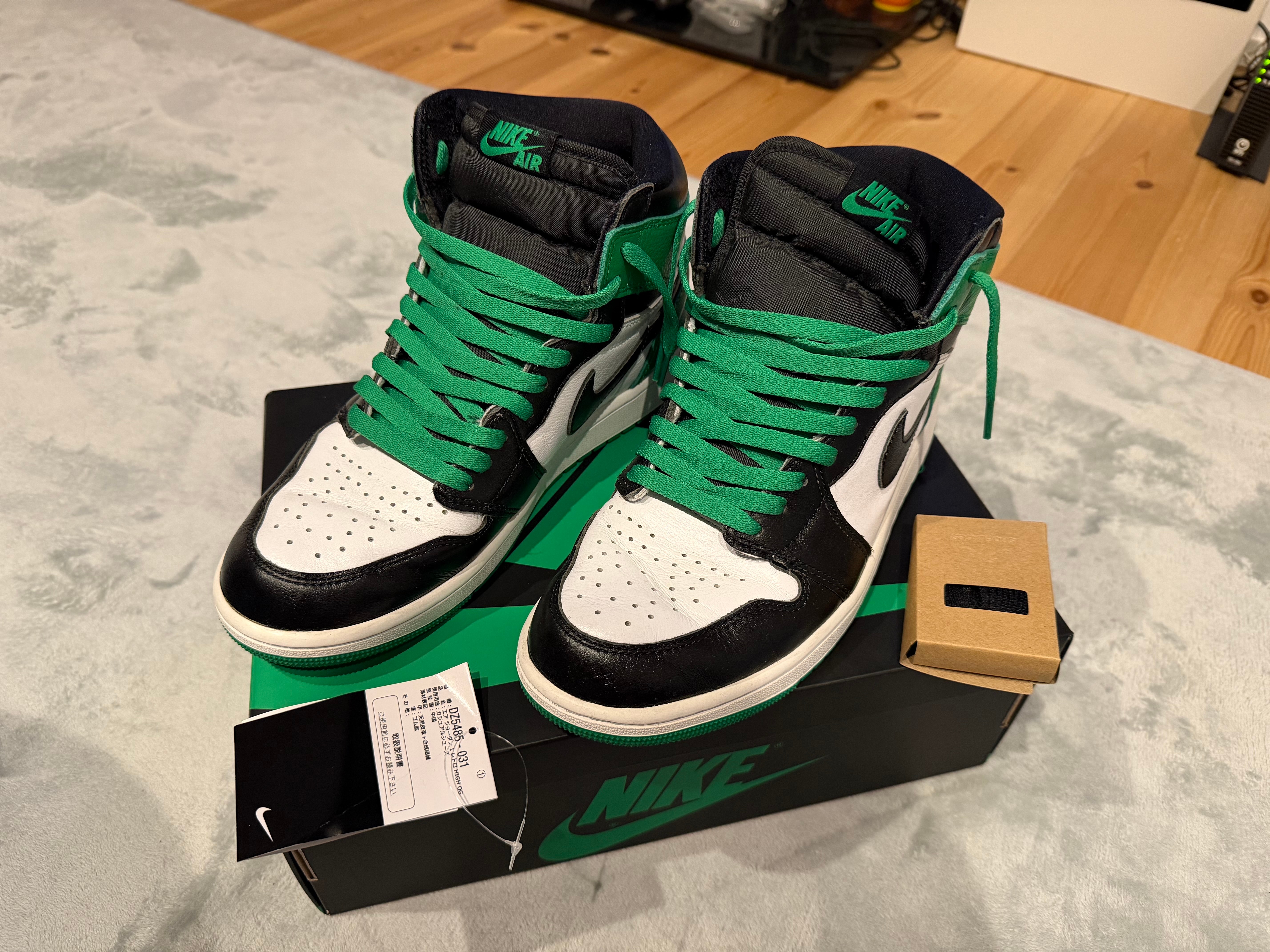 Nike Air Jordan 1 Retro High OG "Celtics/Black and Lucky Green" (2023)