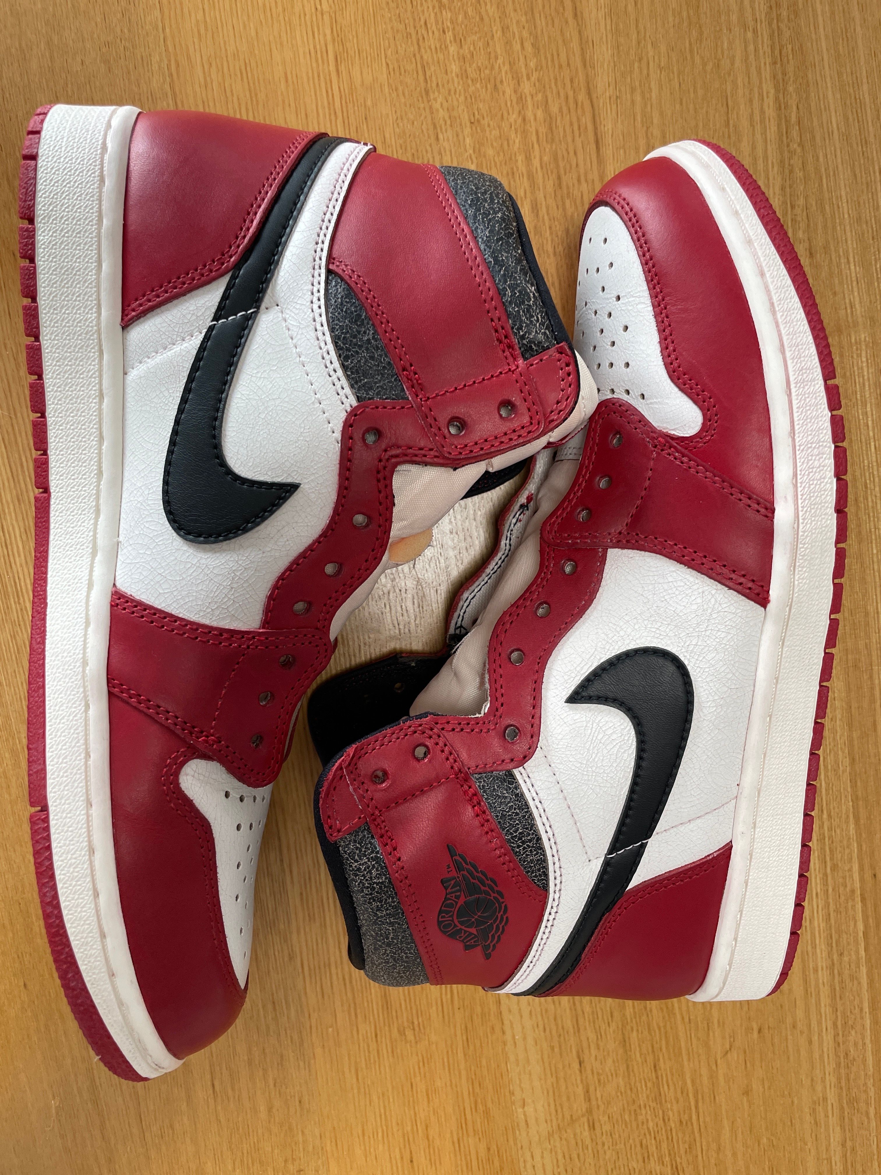 Nike Air Jordan 1 High OG "Lost & Found/Chicago"