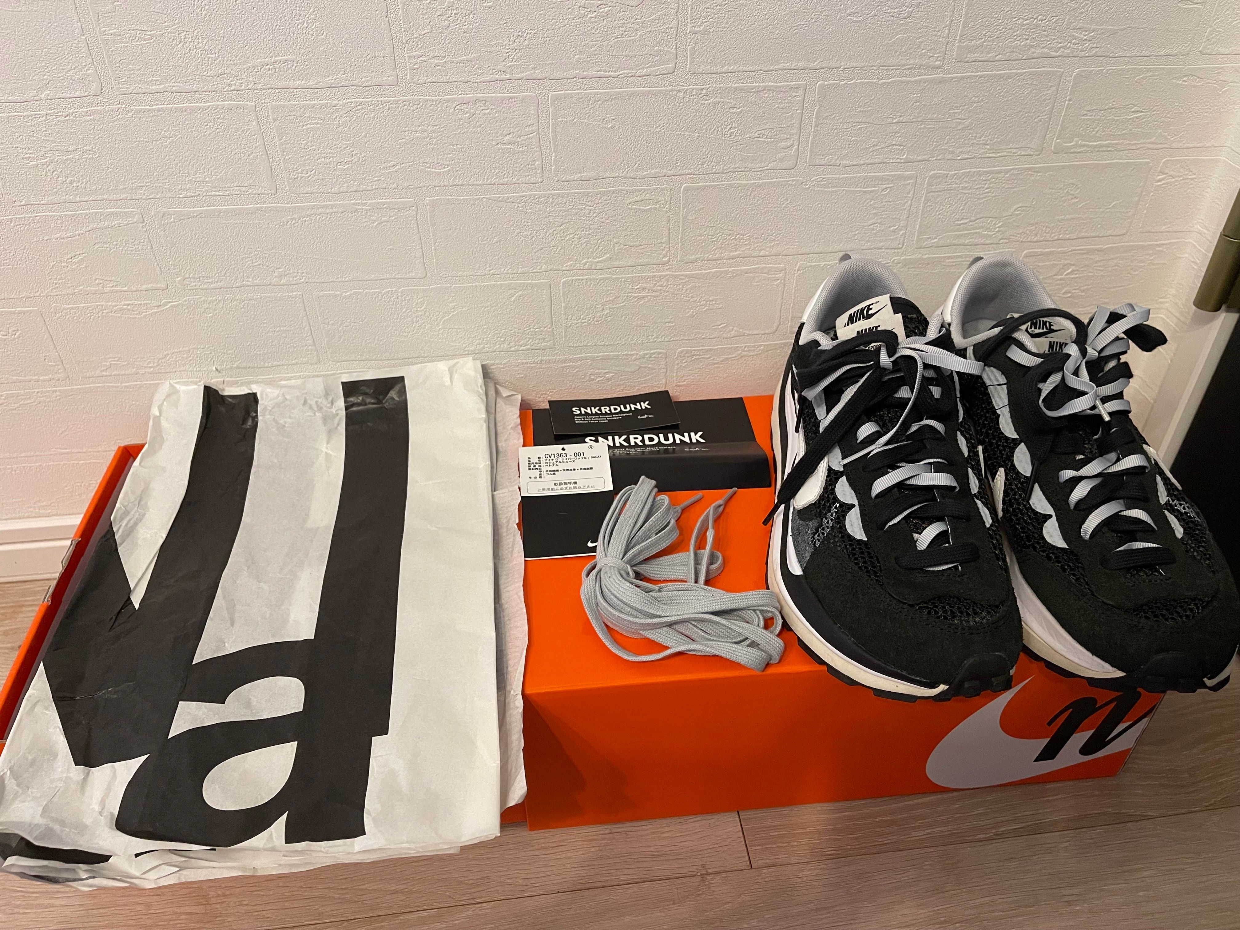 sacai × Nike Vapor Waffle "Black and White"