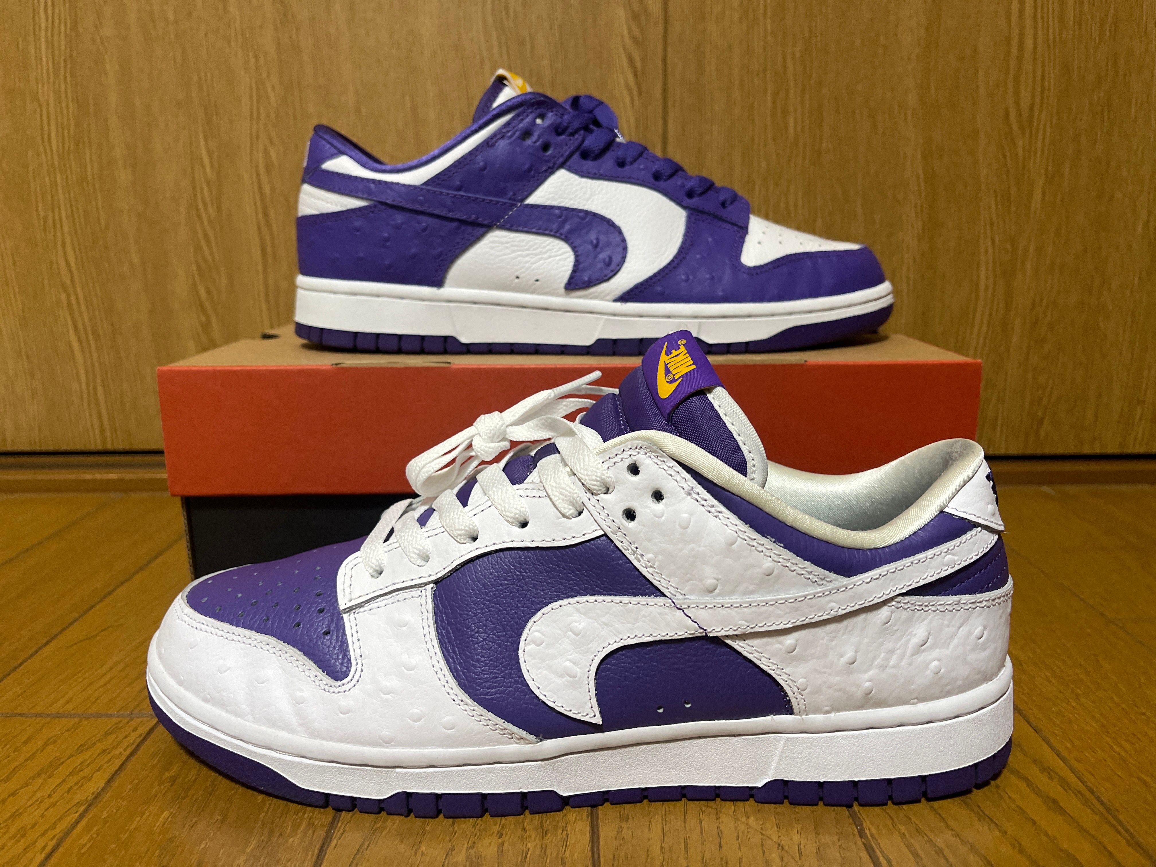 Nike Women's Dunk Low "Made You Look"