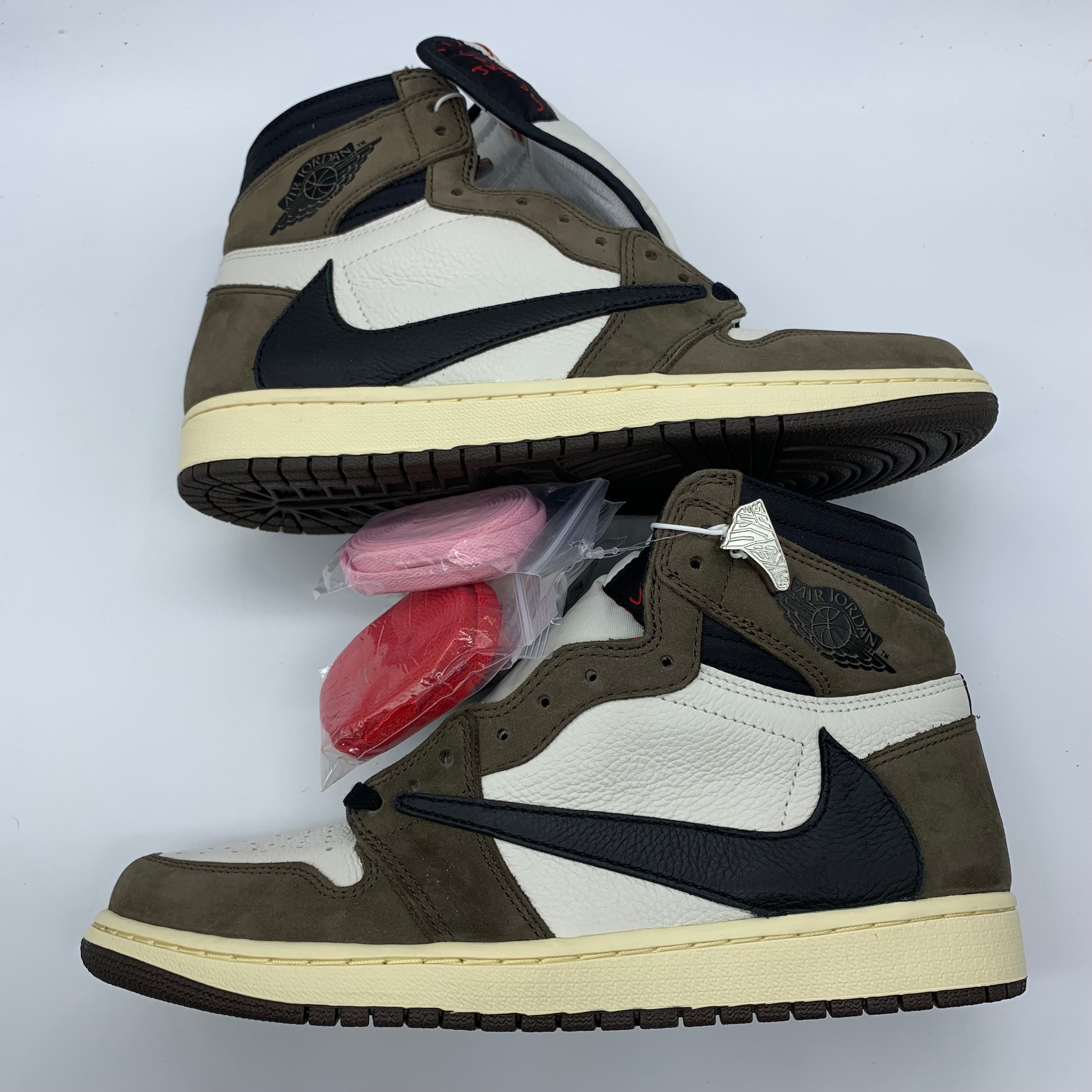 Travis Scott × Nike Air Jordan 1 Retro High OG TS SP "Sail/Dark Mocha"