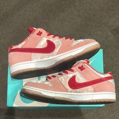Strangelove × Nike SB Dunk Low "Valentine’s Day"