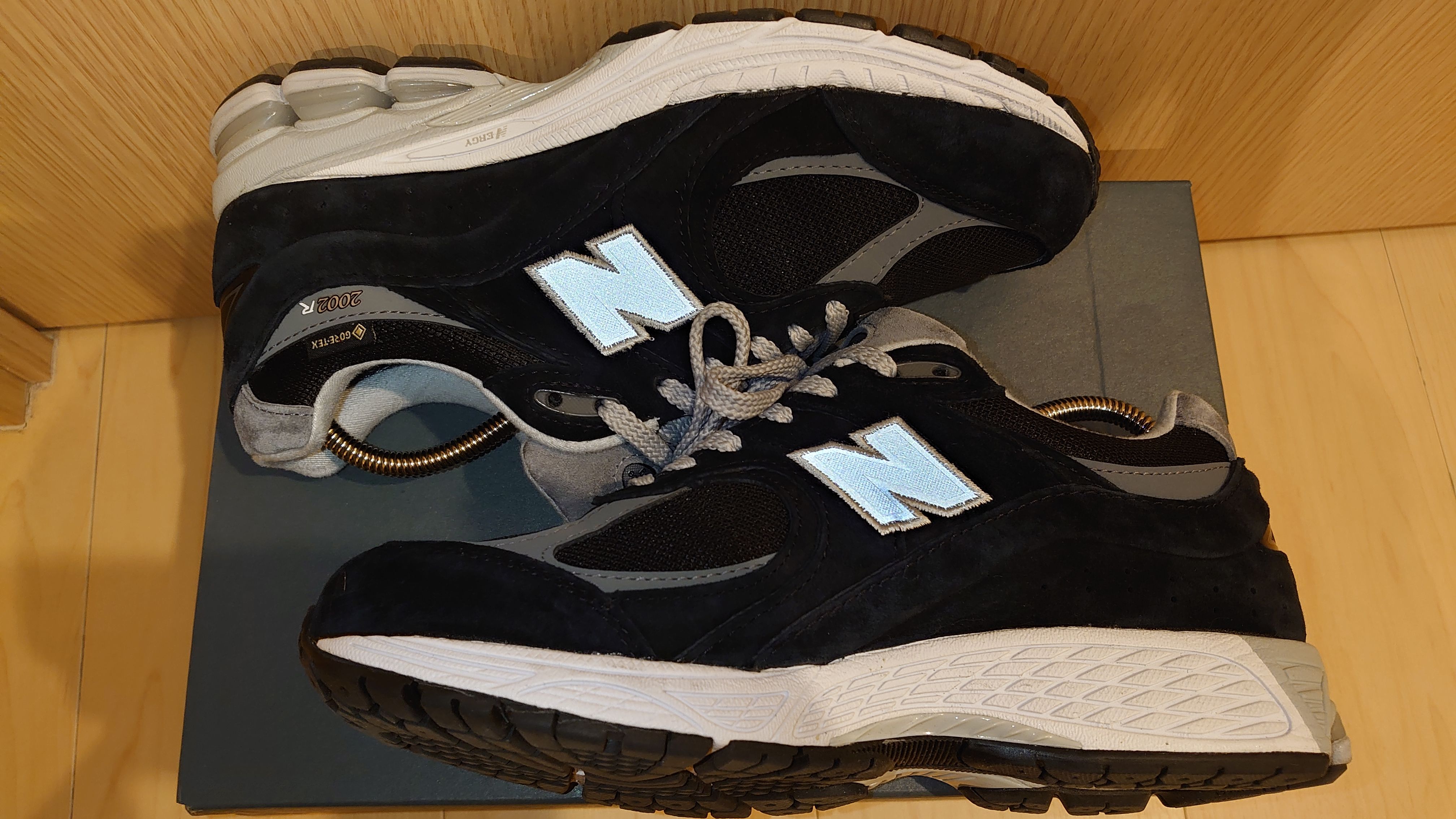 New Balance 2002R GORE-TEX "Black/Gray"