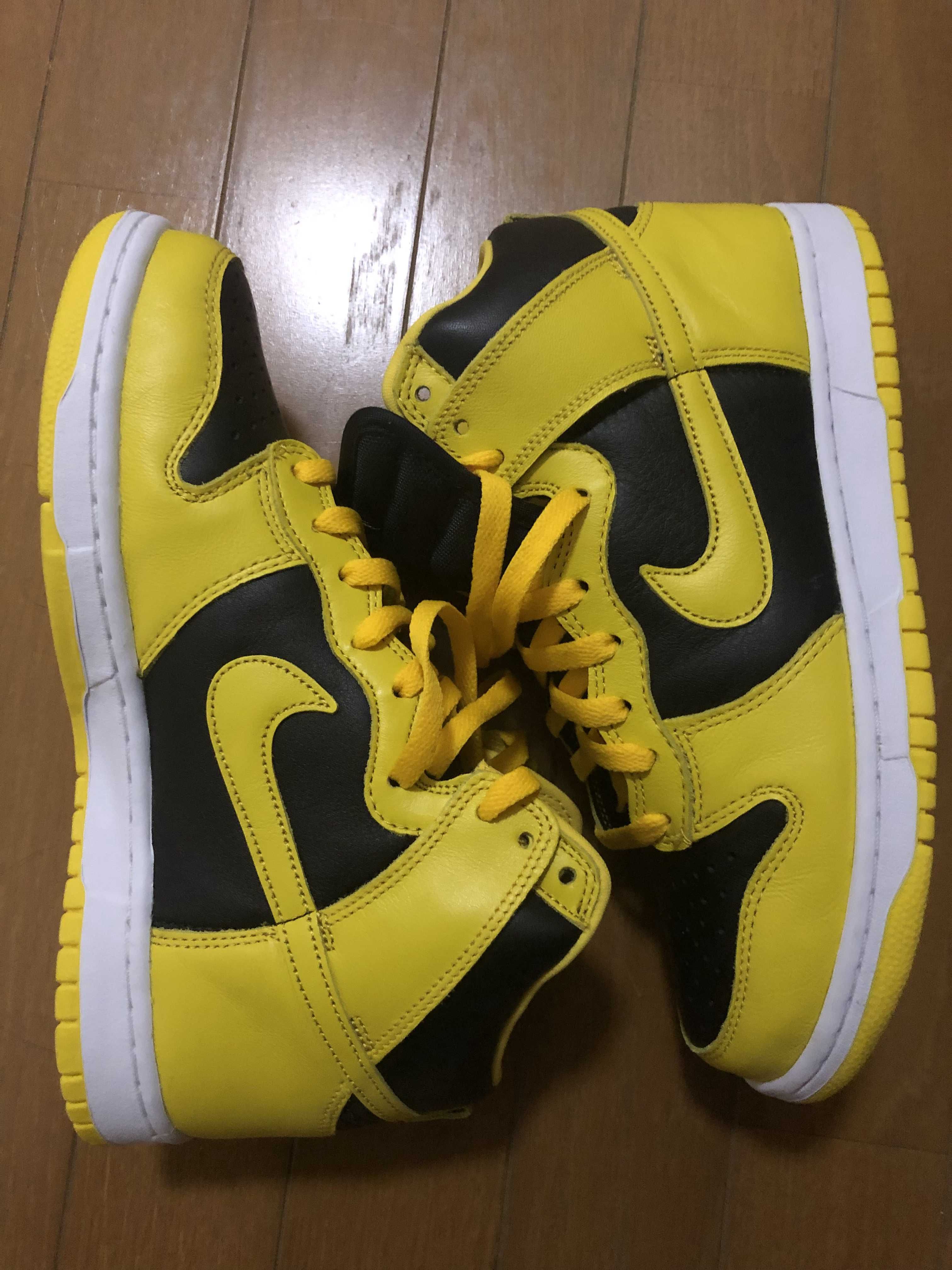 Nike Dunk High "Black/Varsity Maize"