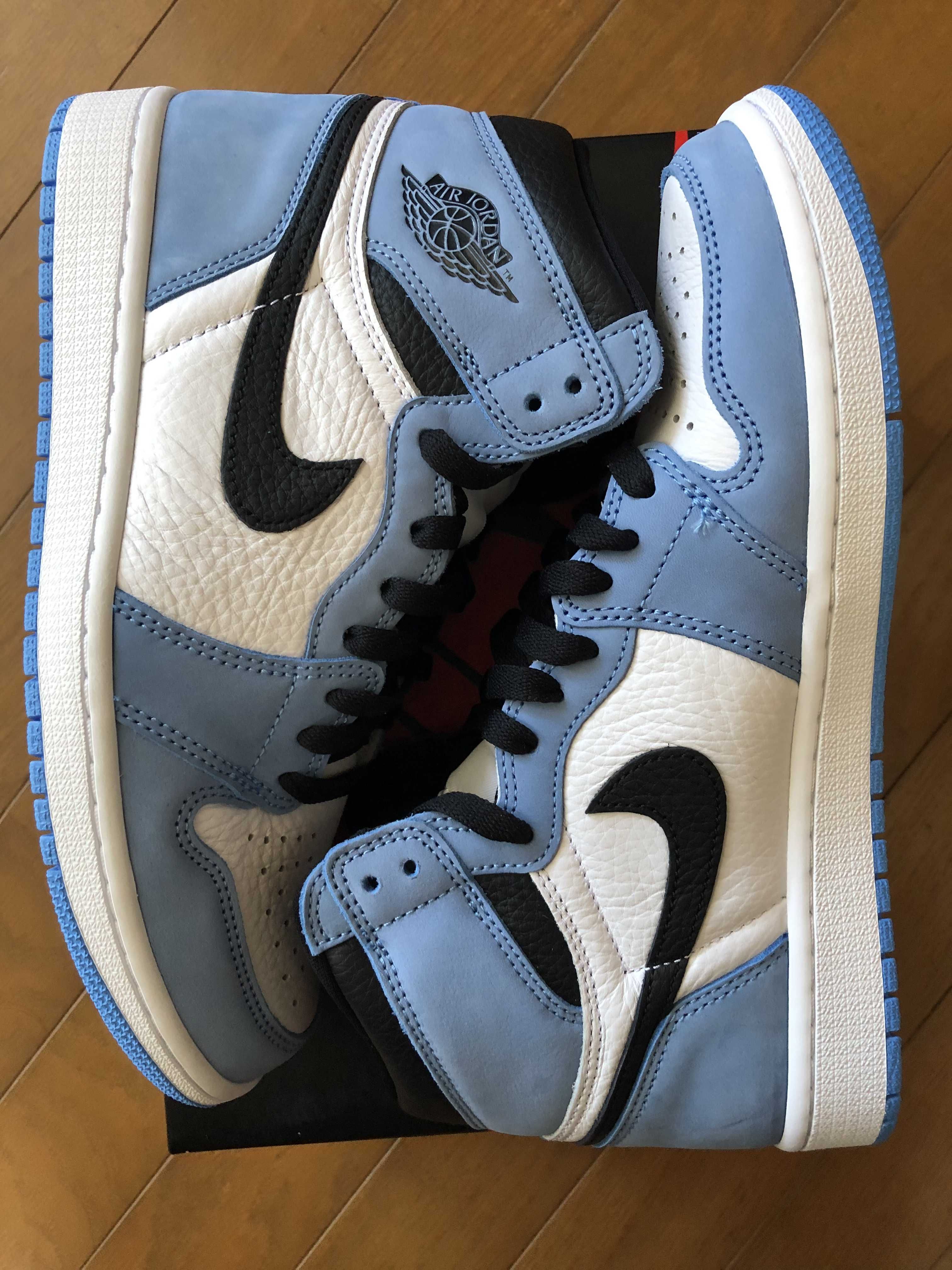 Nike Air Jordan 1 High OG "University Blue"