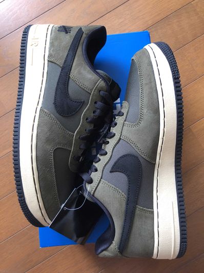 UNDEFEATED × Nike Air Force 1 Low "Olive"
