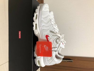 Supreme x Nike Air Max Plus TN "White/Speed Red"
