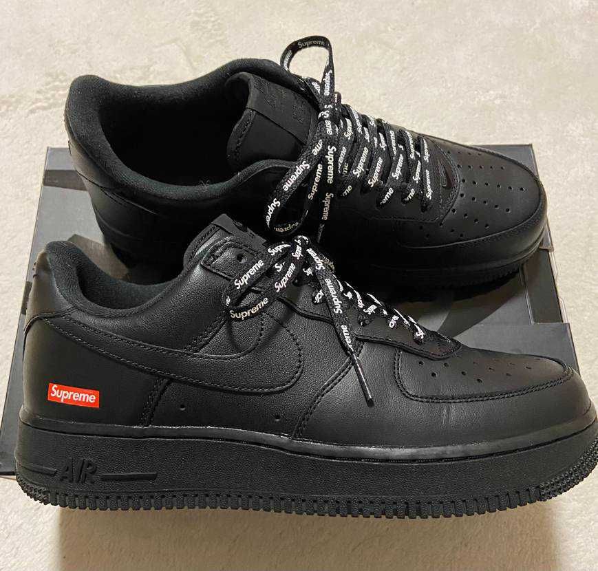 Supreme × Nike Air Force 1 Low "Black"