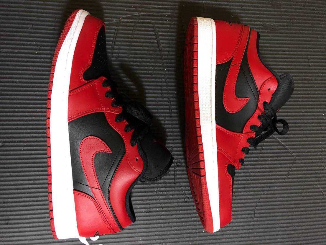 Nike Air Jordan 1 Low "Varsity Red"   