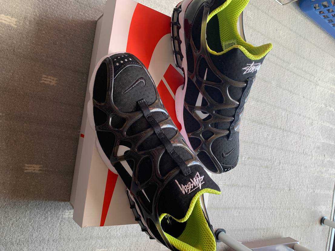 Stussy x Nike Air Zoom Kukini "Black/White/Bright Cactus"