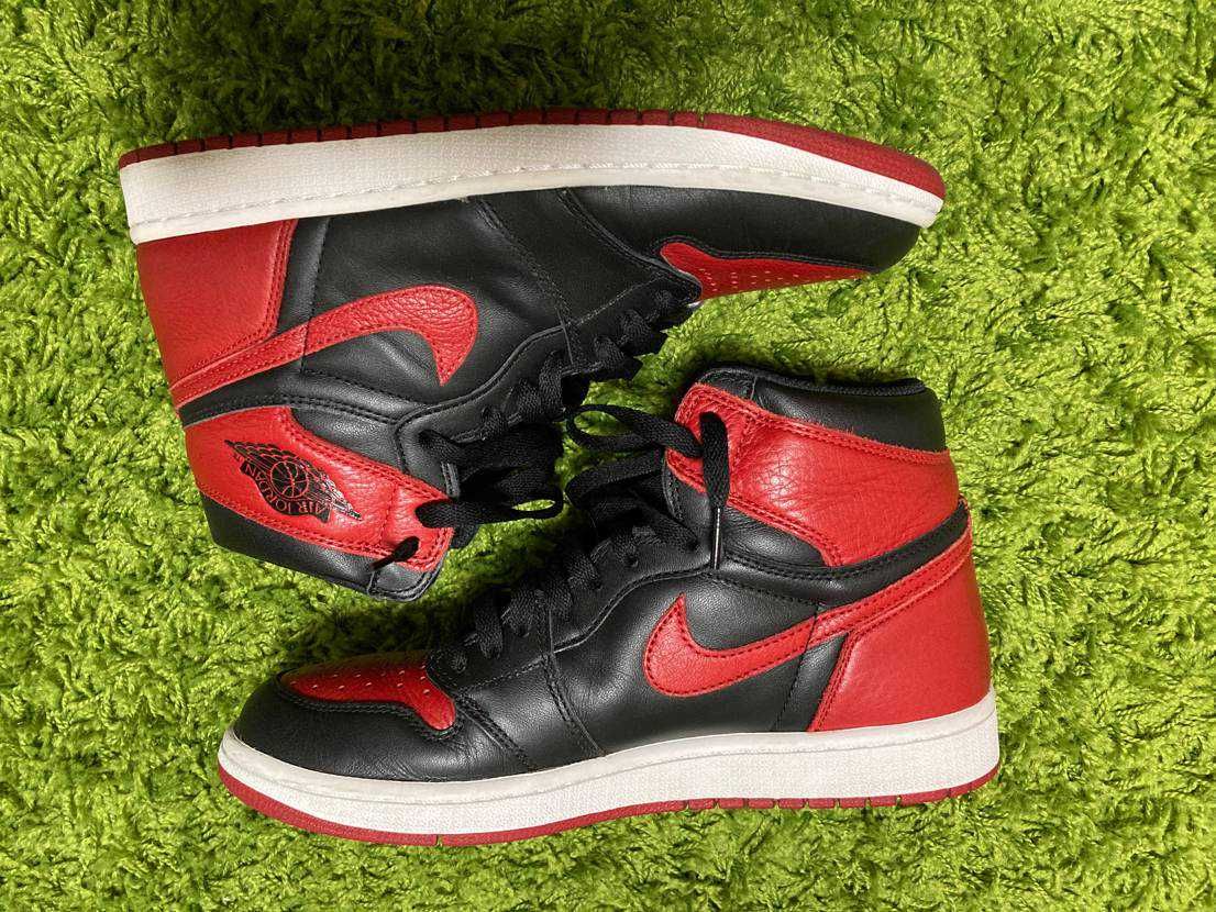 Nike Air Jordan 1 Retro High OG "Bred/Banned" (2016)