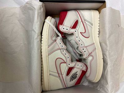 Nike Air Jordan 1 Retro High OG "Sail/University Red"