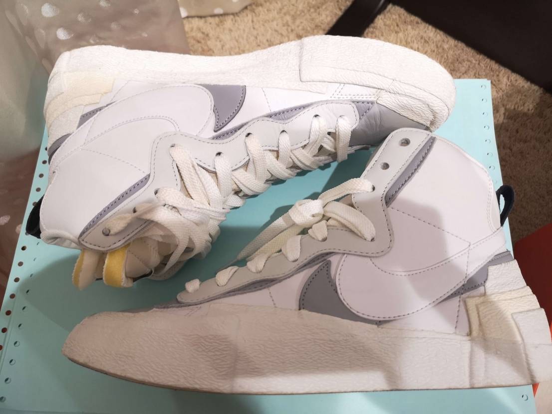 sacai × NIKE BLAZER MID "WHITE/WOLF GREY"