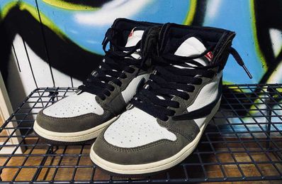 Travis Scott × Nike Air Jordan 1 Retro High OG TS SP "Sail/Dark Mocha"