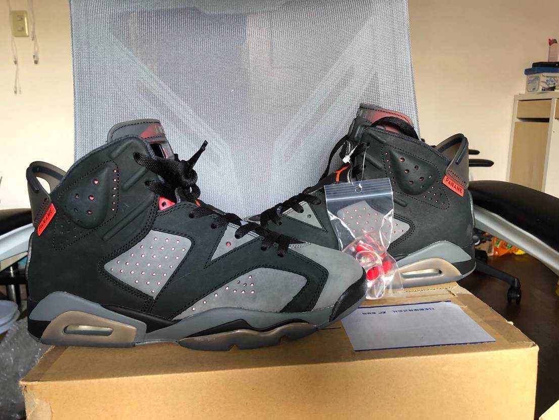 NIKE × PARIS SAINT GERMAIN AIR JORDAN 6 RETRO INFRARED