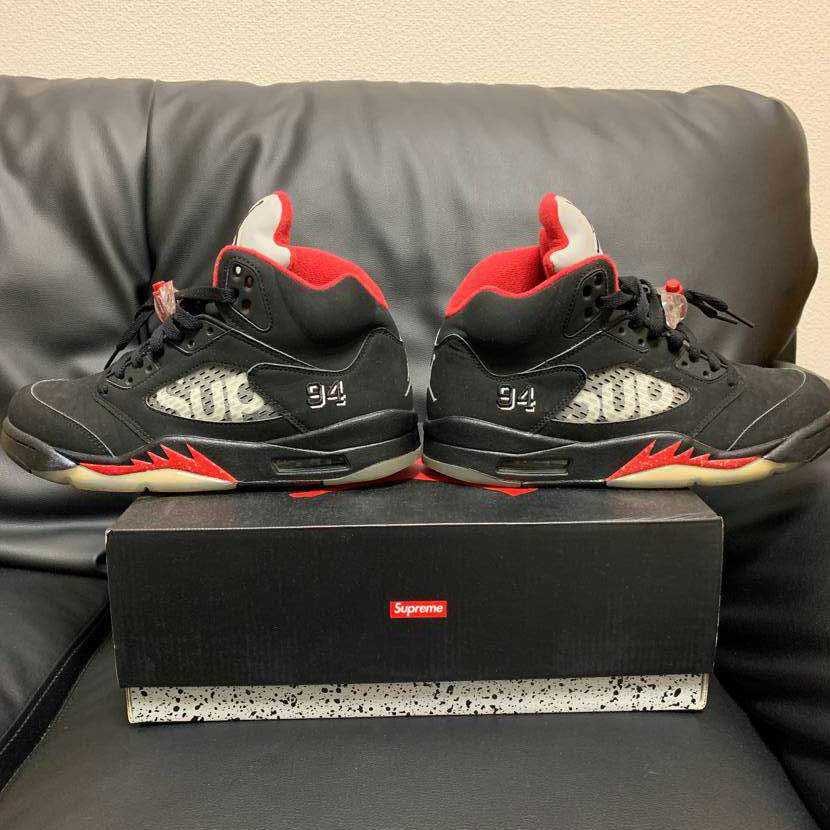 Supreme × Nike Air Jordan 5 Retro "Black"