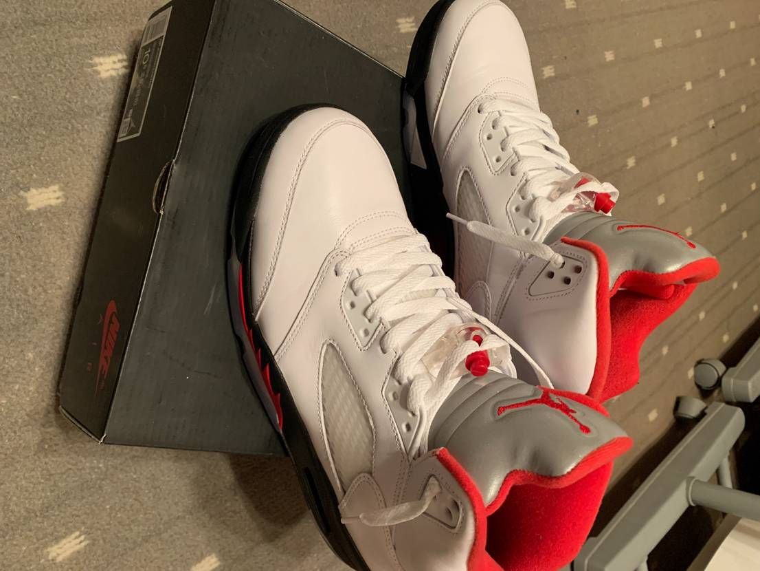Nike Air Jordan 5 Retro "Fire Red" (2020)