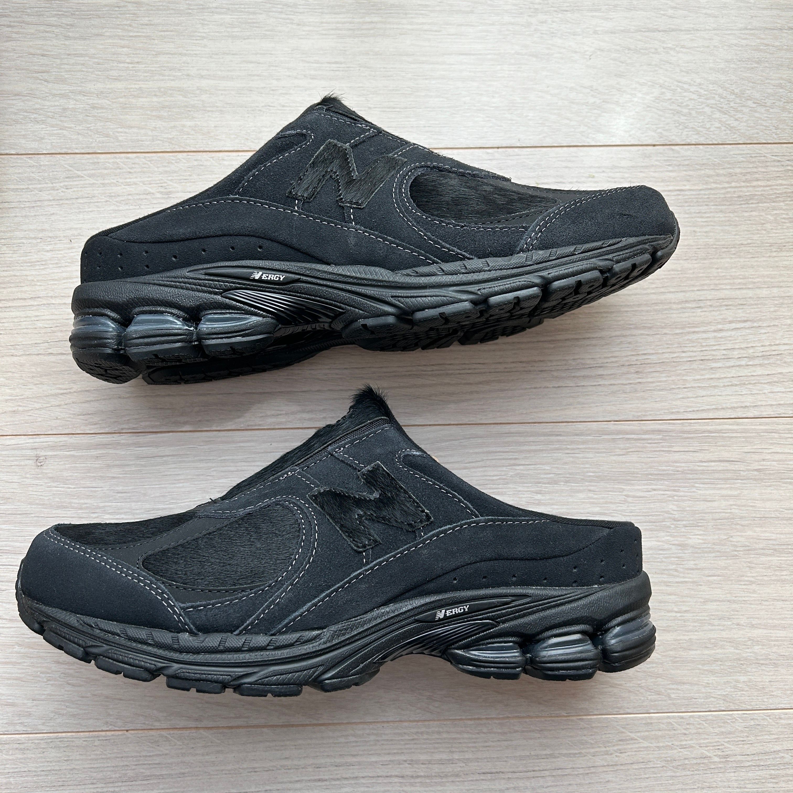 New Balance 2002R Mule "Triple Black"