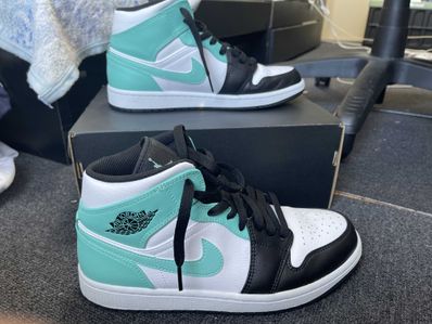 Nike Air Jordan 1 Mid "Tropical Twist"