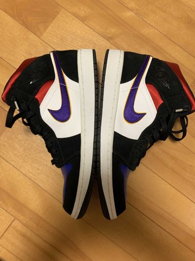 NIKE AIR JORDAN 1 MID "LAKERS TOP 3"