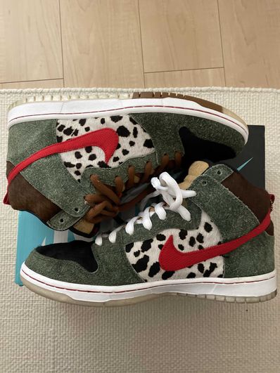 Nike SB Dunk High Pro QS "Dog Walker"