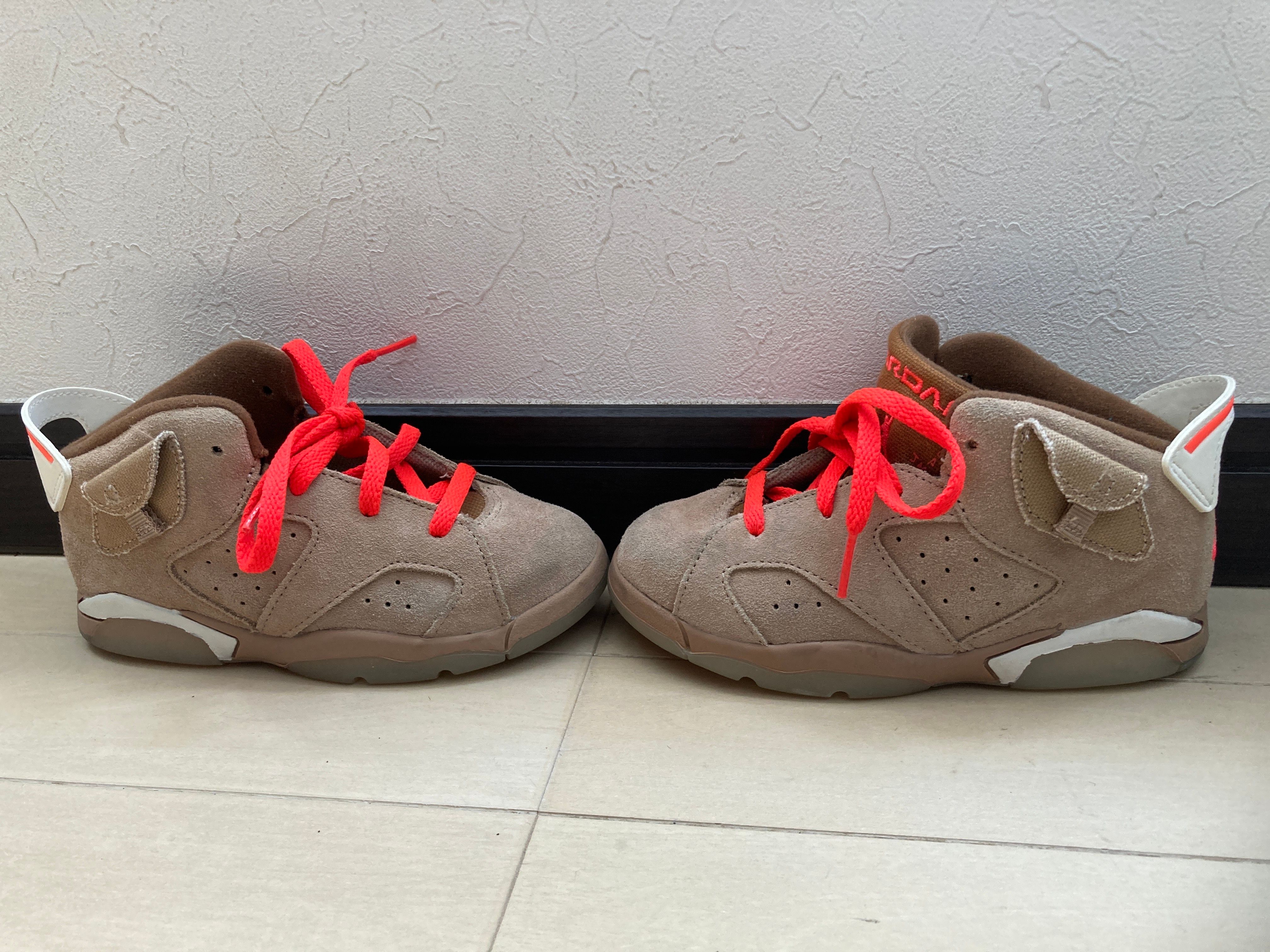 Travis Scott × Nike TD Air Jordan 6 "British Khaki"