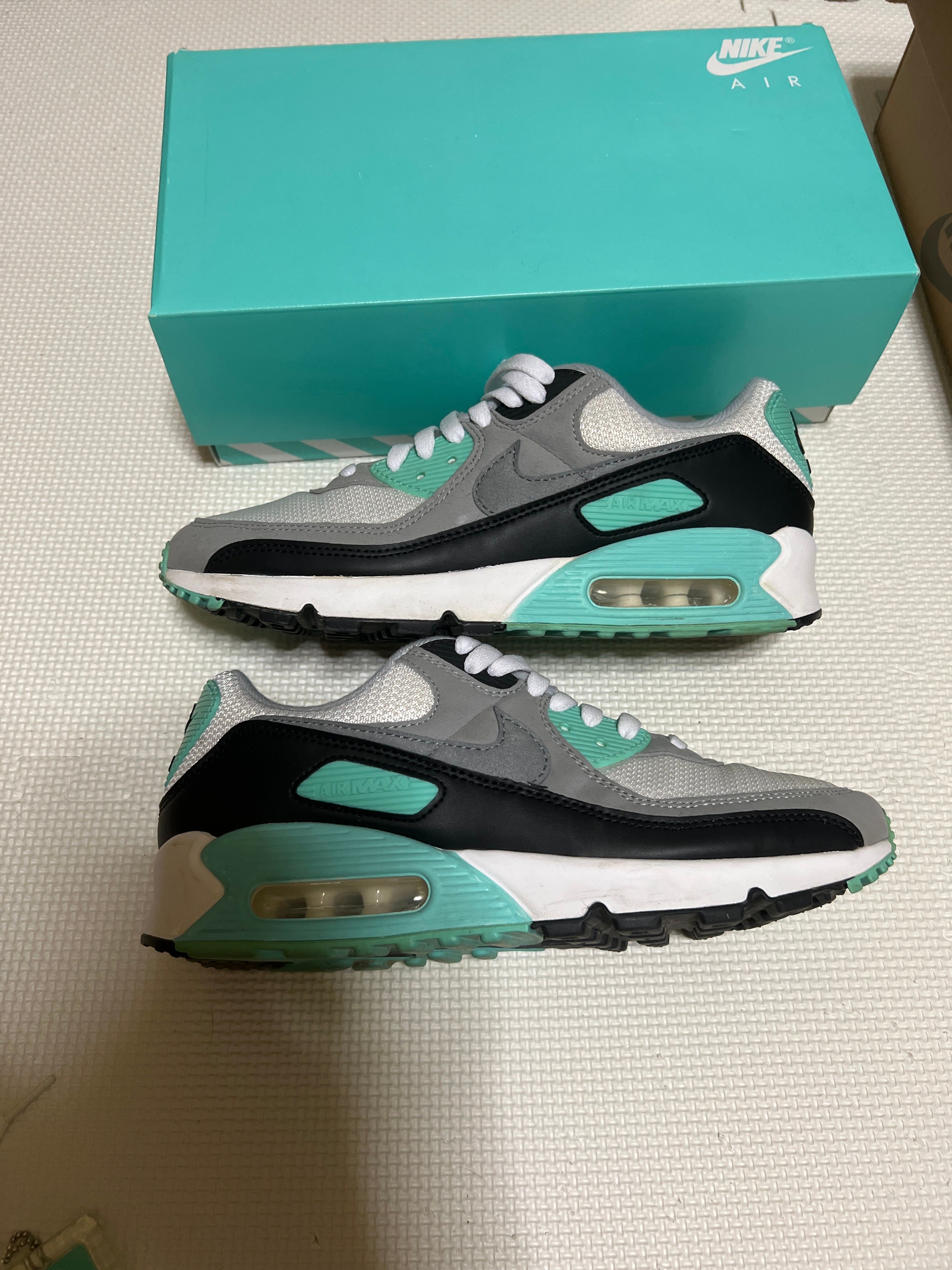 NIKE AIR MAX 90 "HYPER TURQUOISE/PARTICLE GREY"