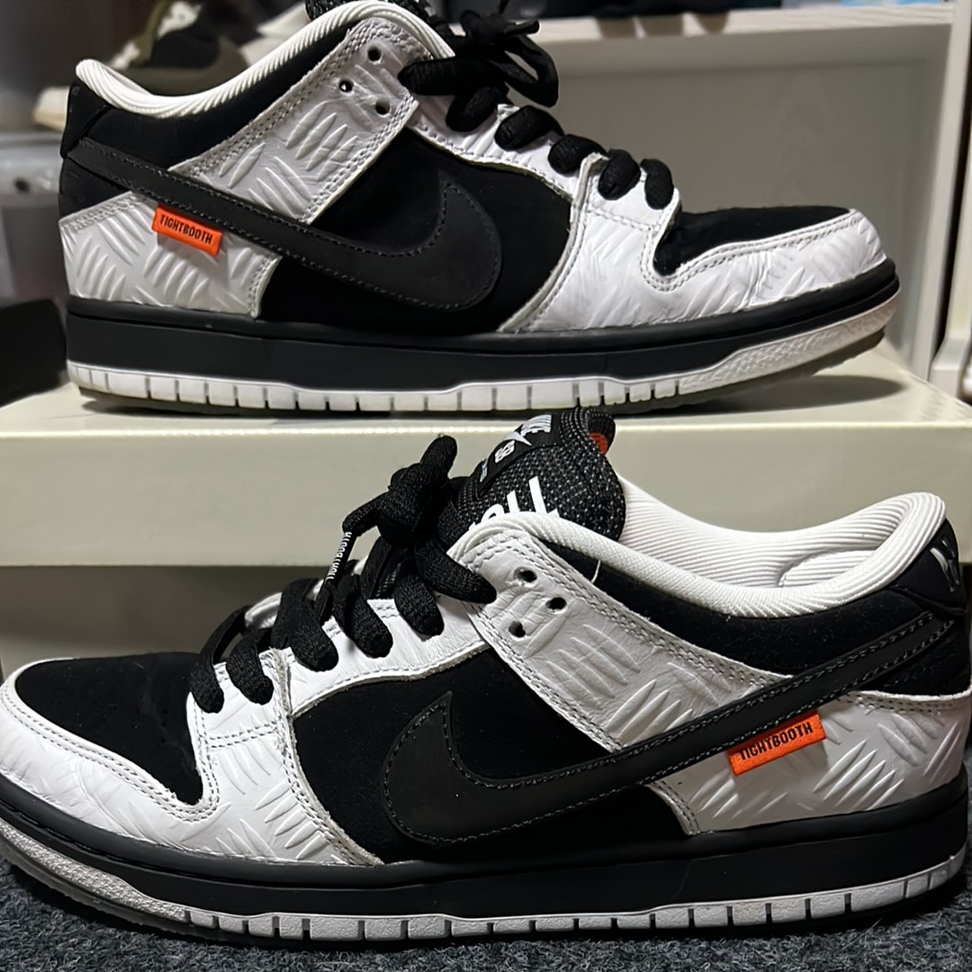 TIGHTBOOTH × Nike SB Dunk Low Pro QS "Black and White"