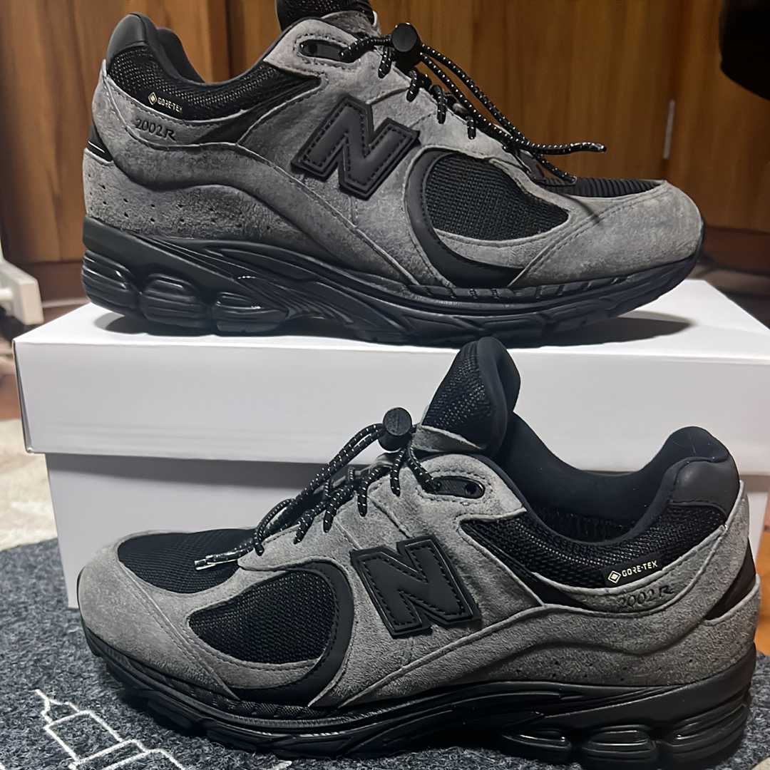 JJJJound × New Balance 2002R GORE-TEX "Charcoal" M2002RXZ
