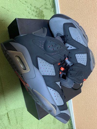 NIKE × PARIS SAINT GERMAIN AIR JORDAN 6 RETRO INFRARED
