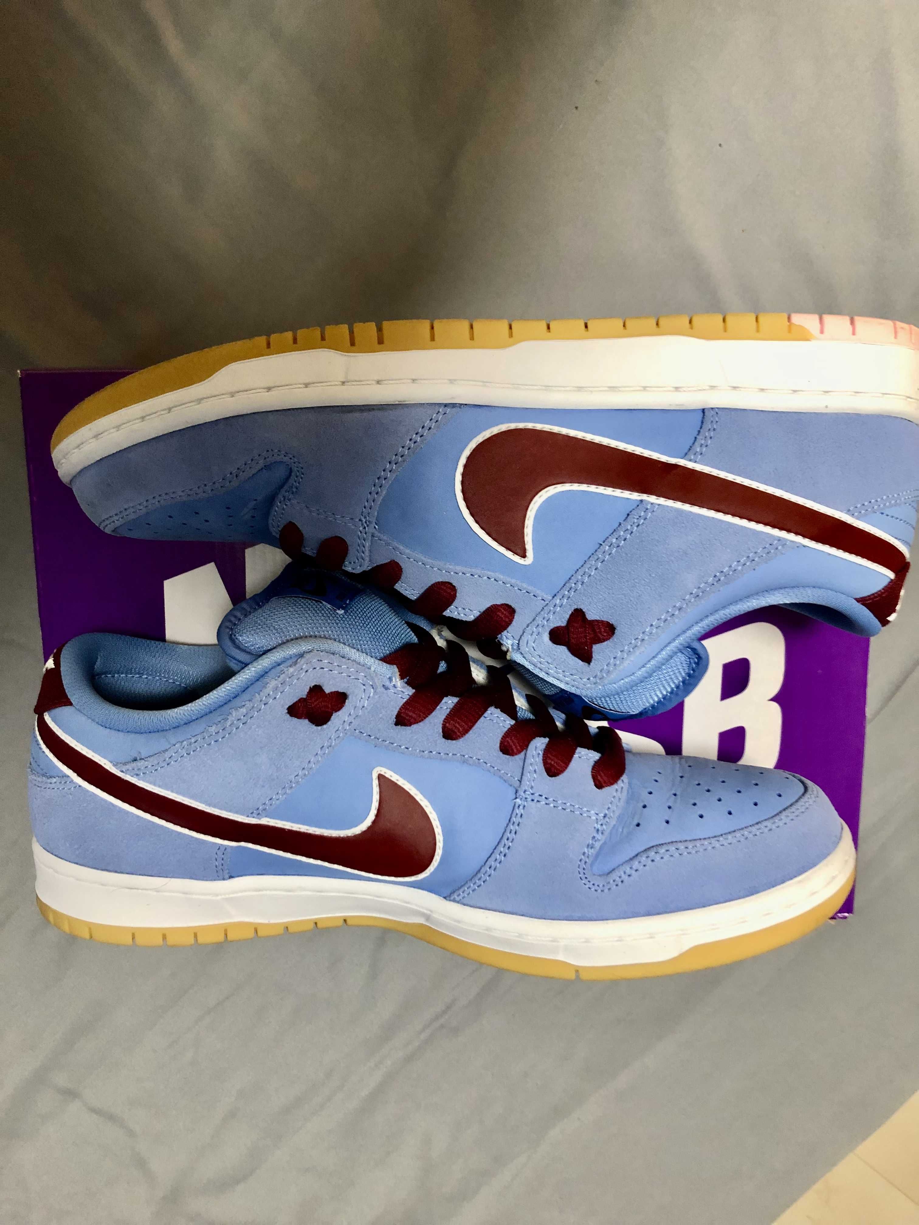 Nike SB Dunk Low Pro "Philadelphia Phillies/Valor Blue and Team Maroon"