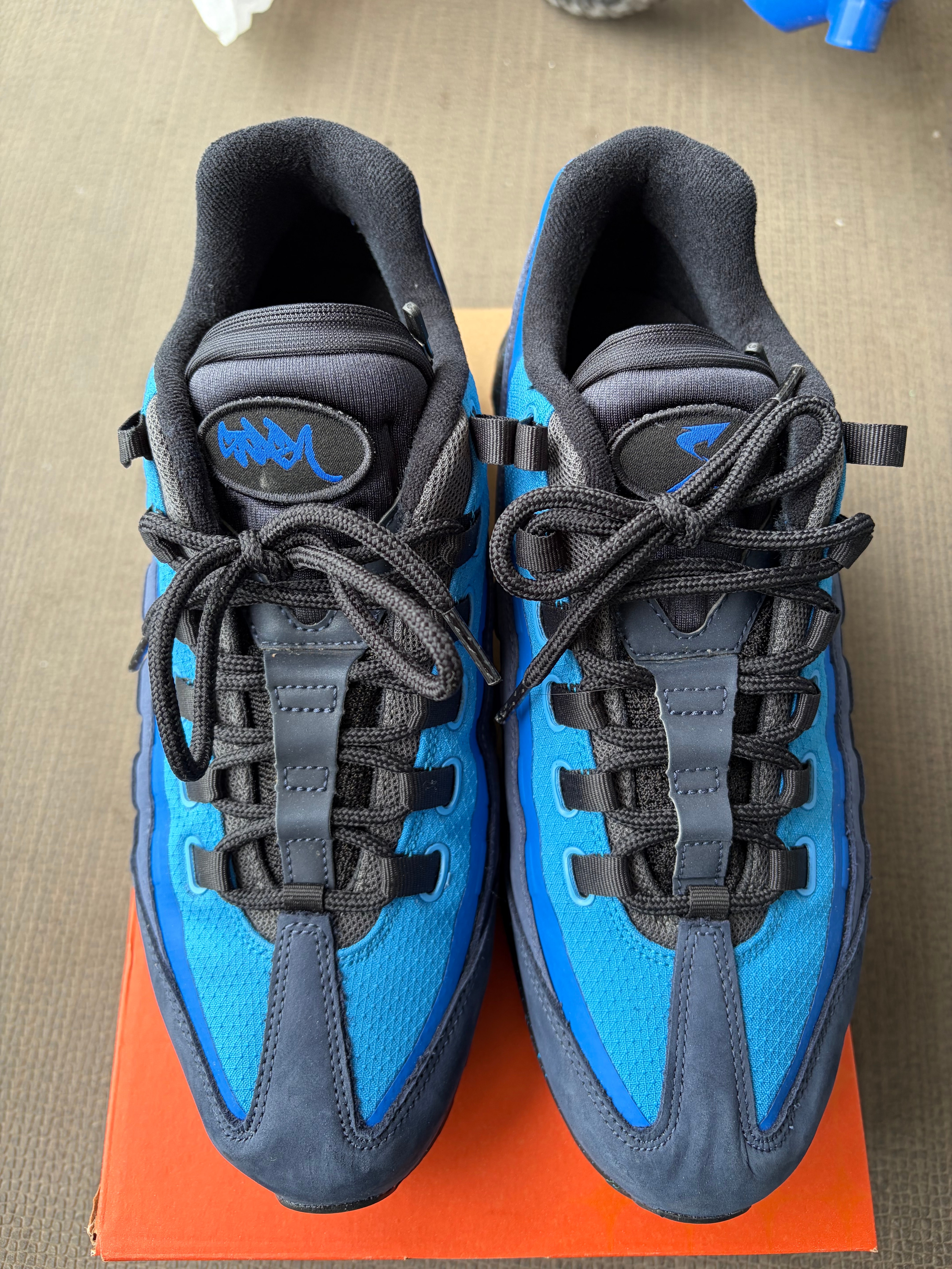 Stash × Nike Air Max 95 "Black and Harbor Blue" (2024)