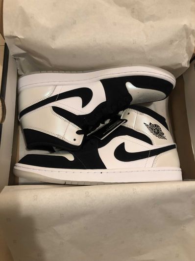 Nike Air Jordan 1 Mid "Omega/Black/White"