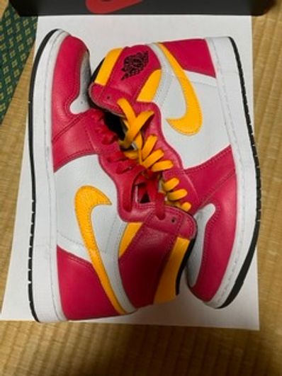 Nike Air Jordan 1 High OG "Light Fusion Red"