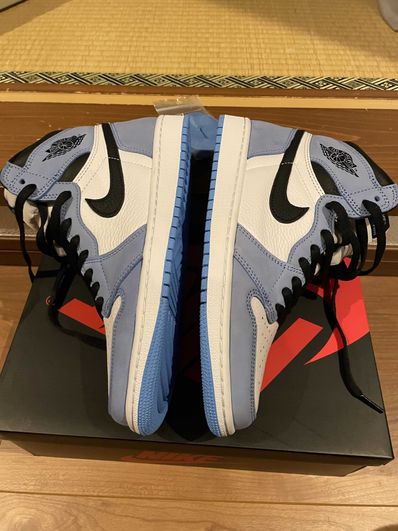 Nike Air Jordan 1 High OG "University Blue"