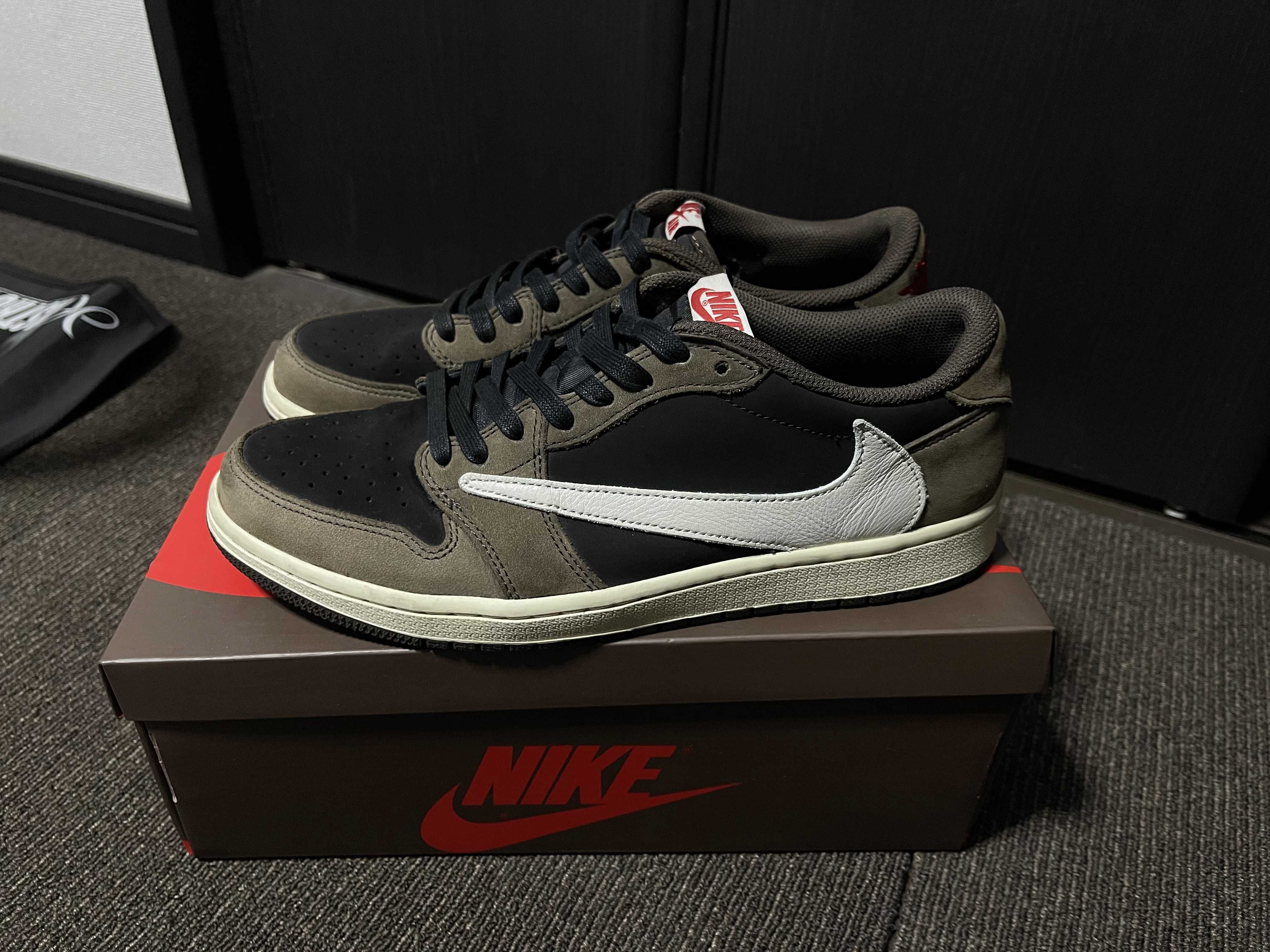 Travis Scott × Nike Air Jordan 1 Low OG SP-T  "Black/Dark Mocha"