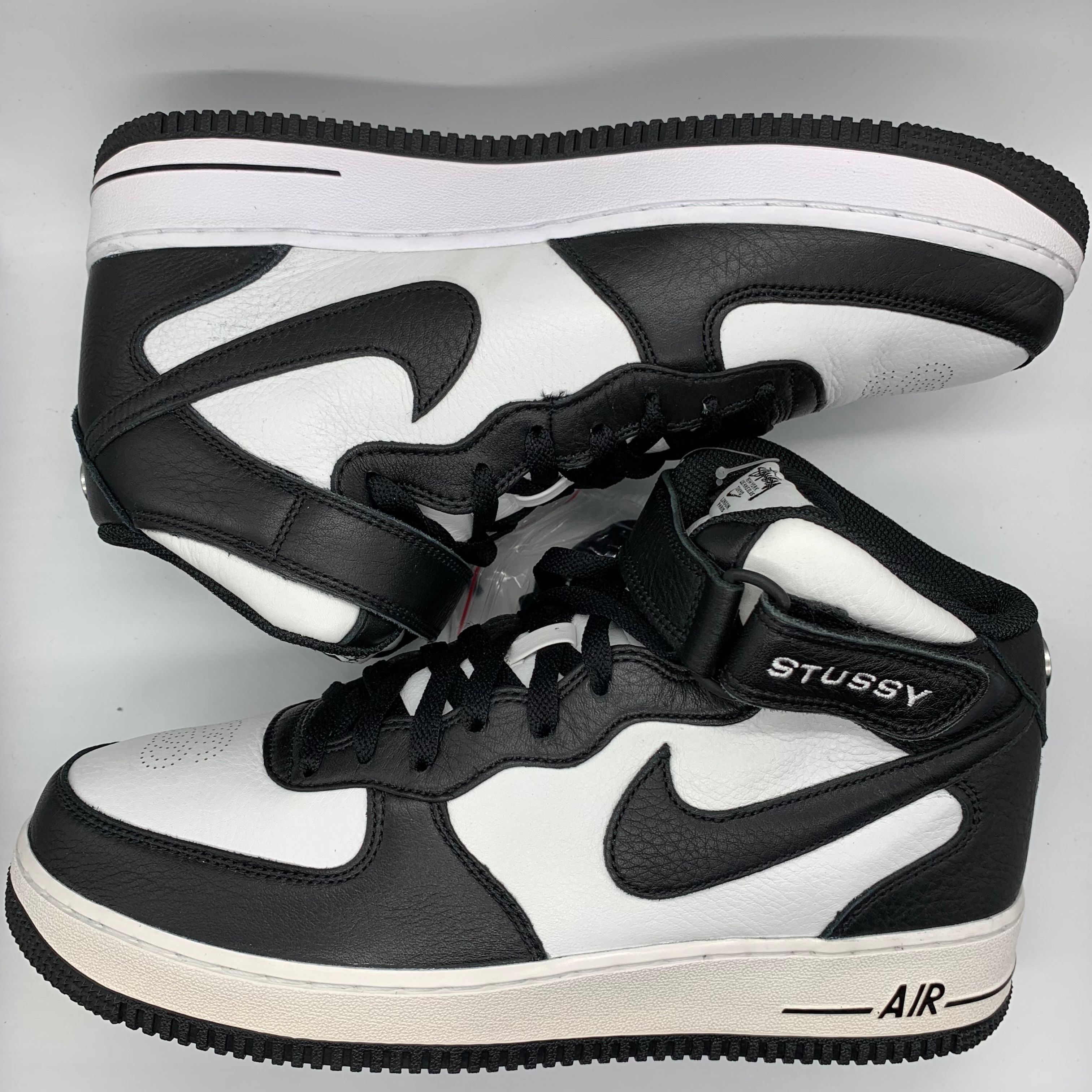 Stussy × Nike Air Force 1 Mid "Black and Light Bone"