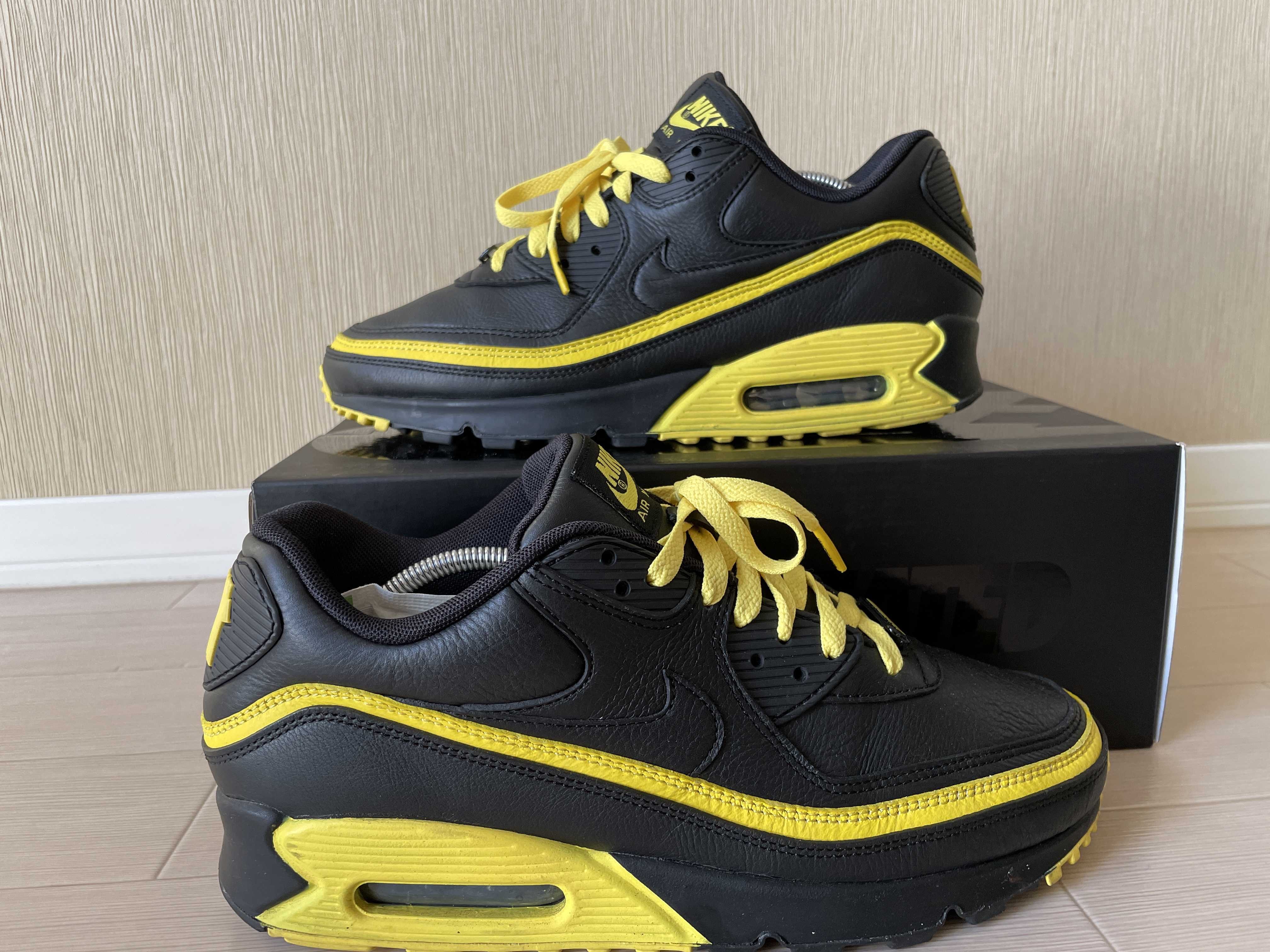 UNDEFEATED × Nike Air Max 90 "Black/Yellow"