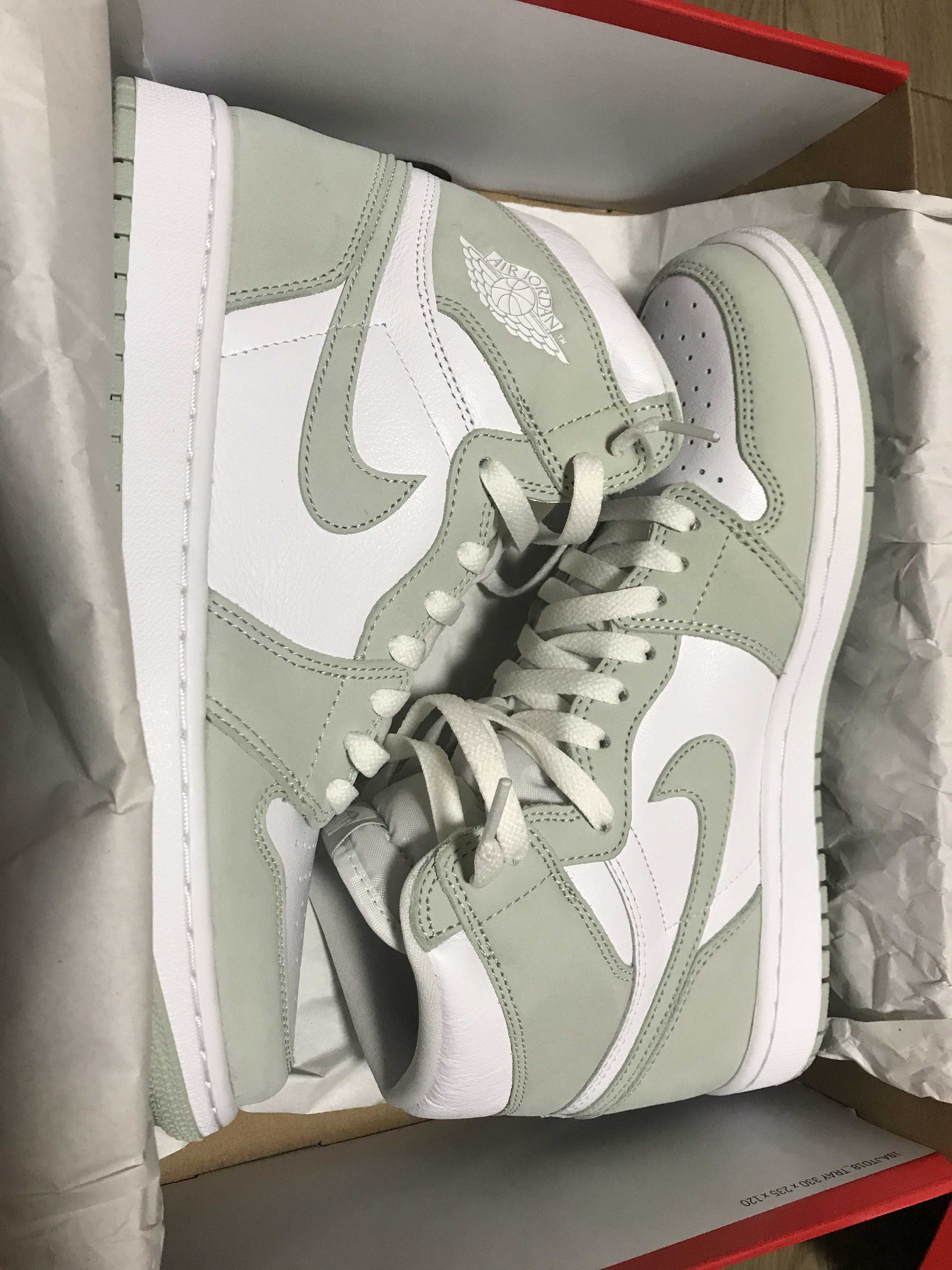 Nike Women's Air Jordan 1 High OG "Seafoam"